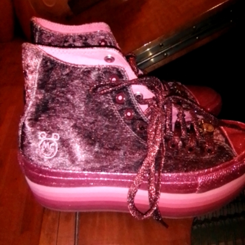Platform Miley Cyrus for converse hi tops women's 9.5